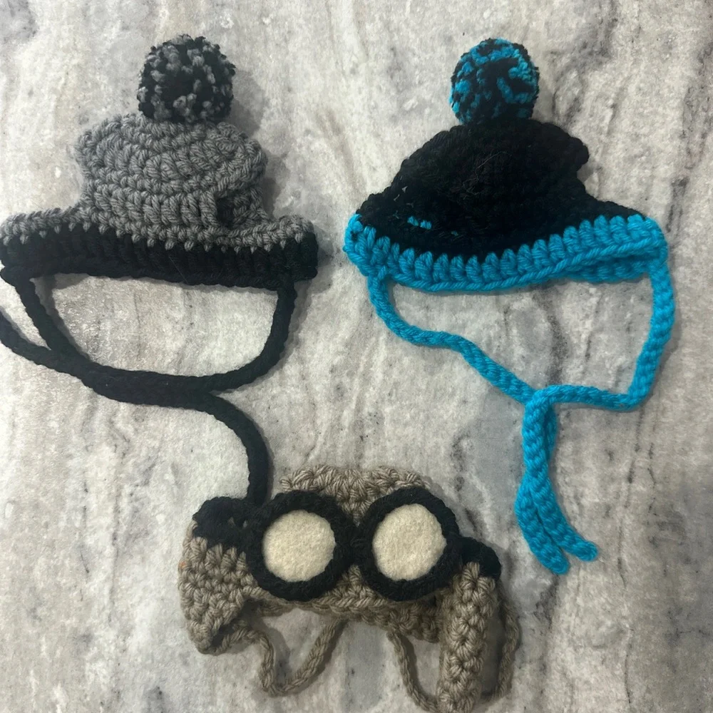 Cozy Black and Gray Cat Hat